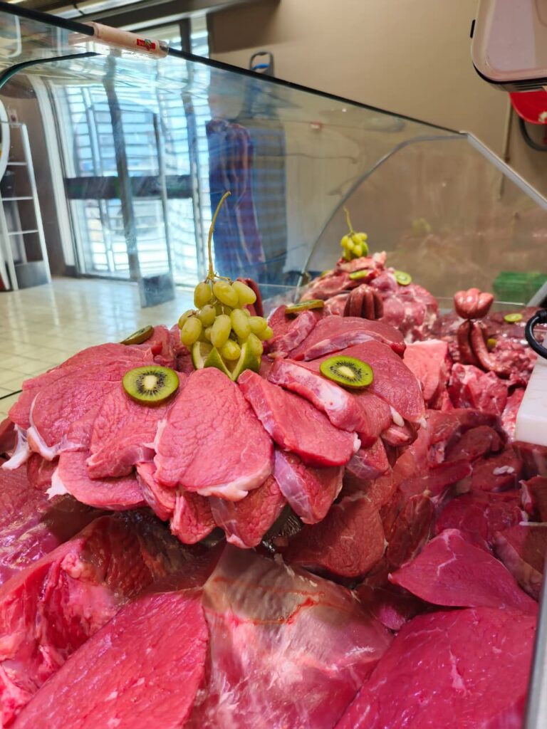 65f548ef c161 4908 b159 94e12967c648